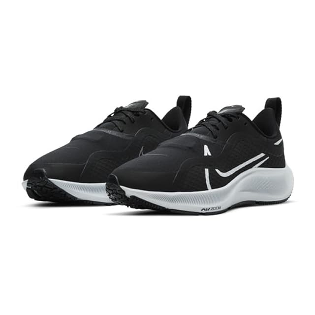 NIKE Zoom Rival Distance Black/Metallic Silver/Dark Smoke Grey