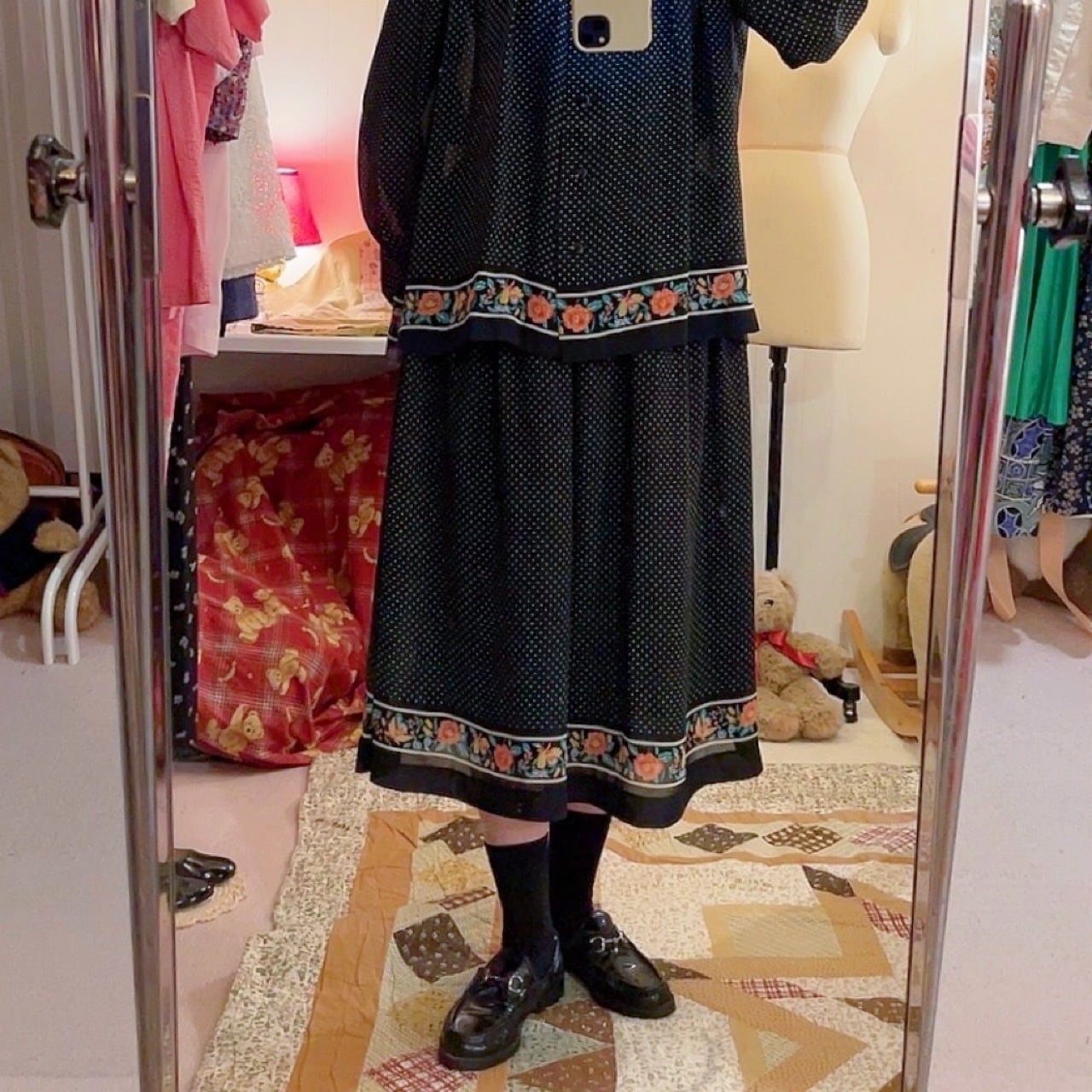 flower line black dot set up