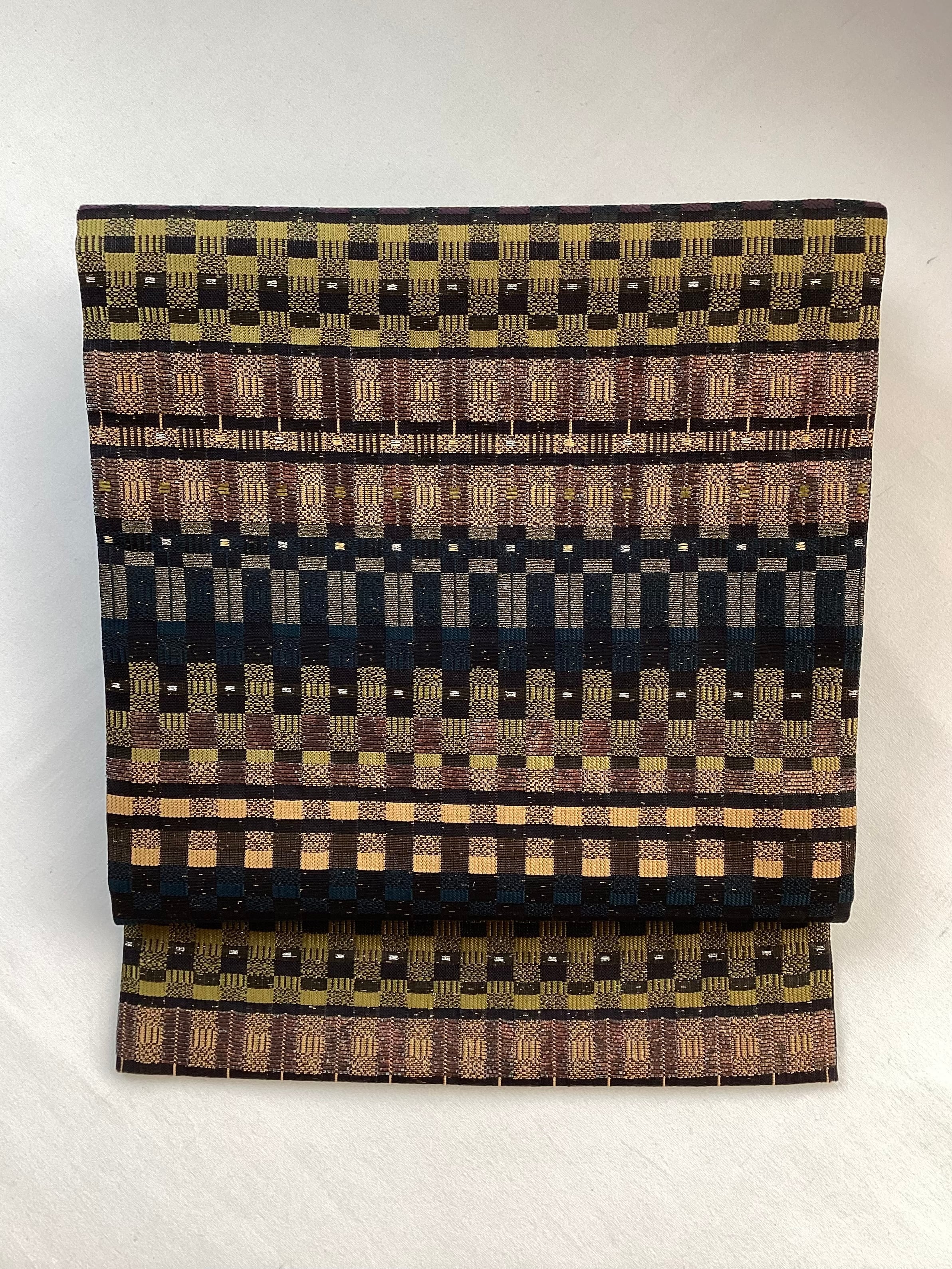 ZF704 名古屋帯 金駒 銀駒 天井花文 太鼓柄 正絹 高級 上質 上品