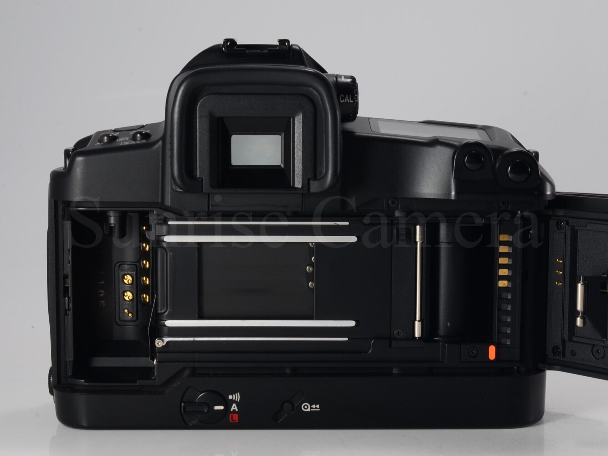 Canon EOS-3 ボディ キヤノン フィルム一眼レフ (60717) | サンライズ