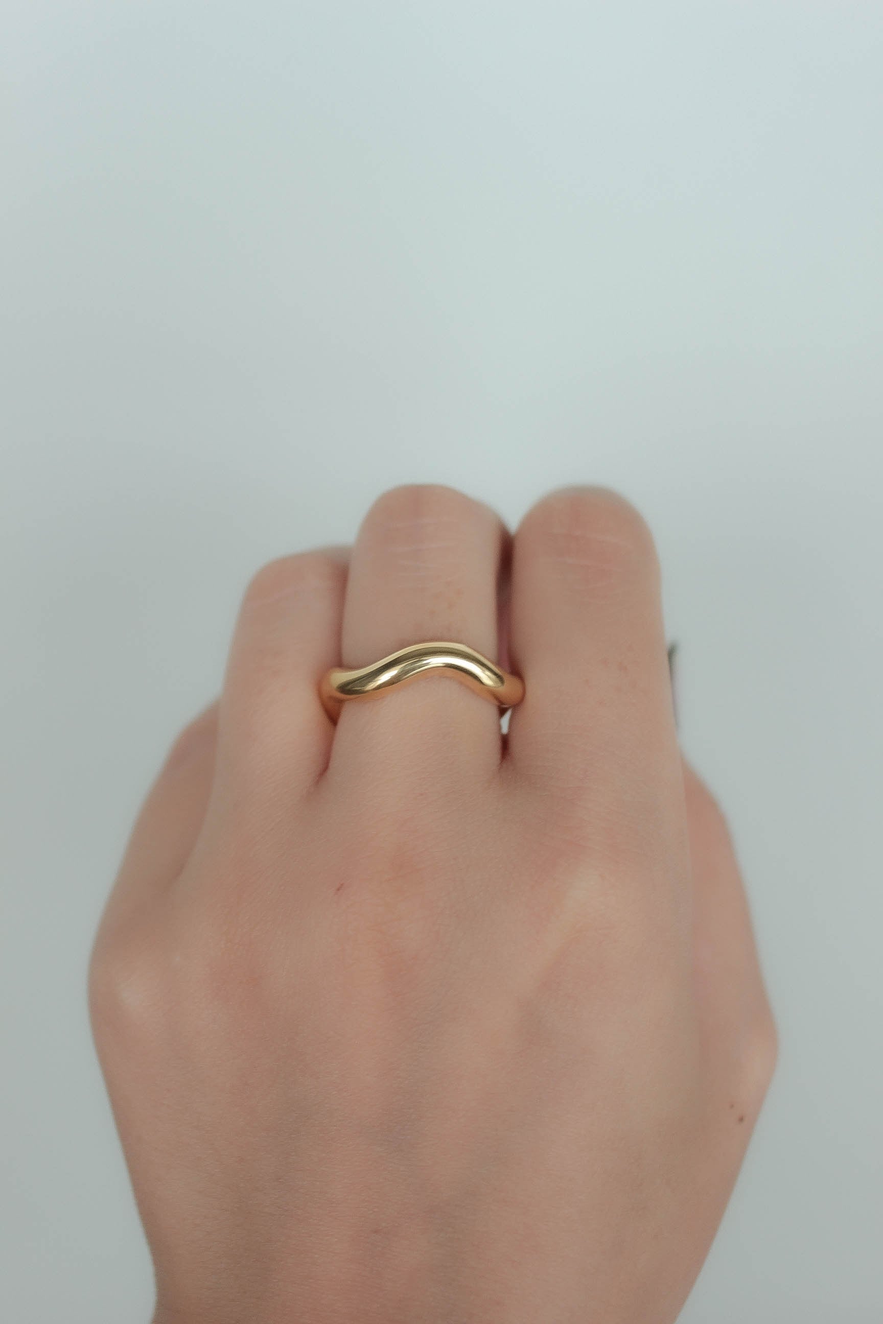 Wave Tube Ring / Wide | ebine(エビネ)|金属アレルギー対応アクセサリー