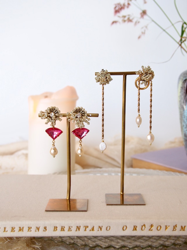 " Lily collage earrings "【 Le jardin secret 】