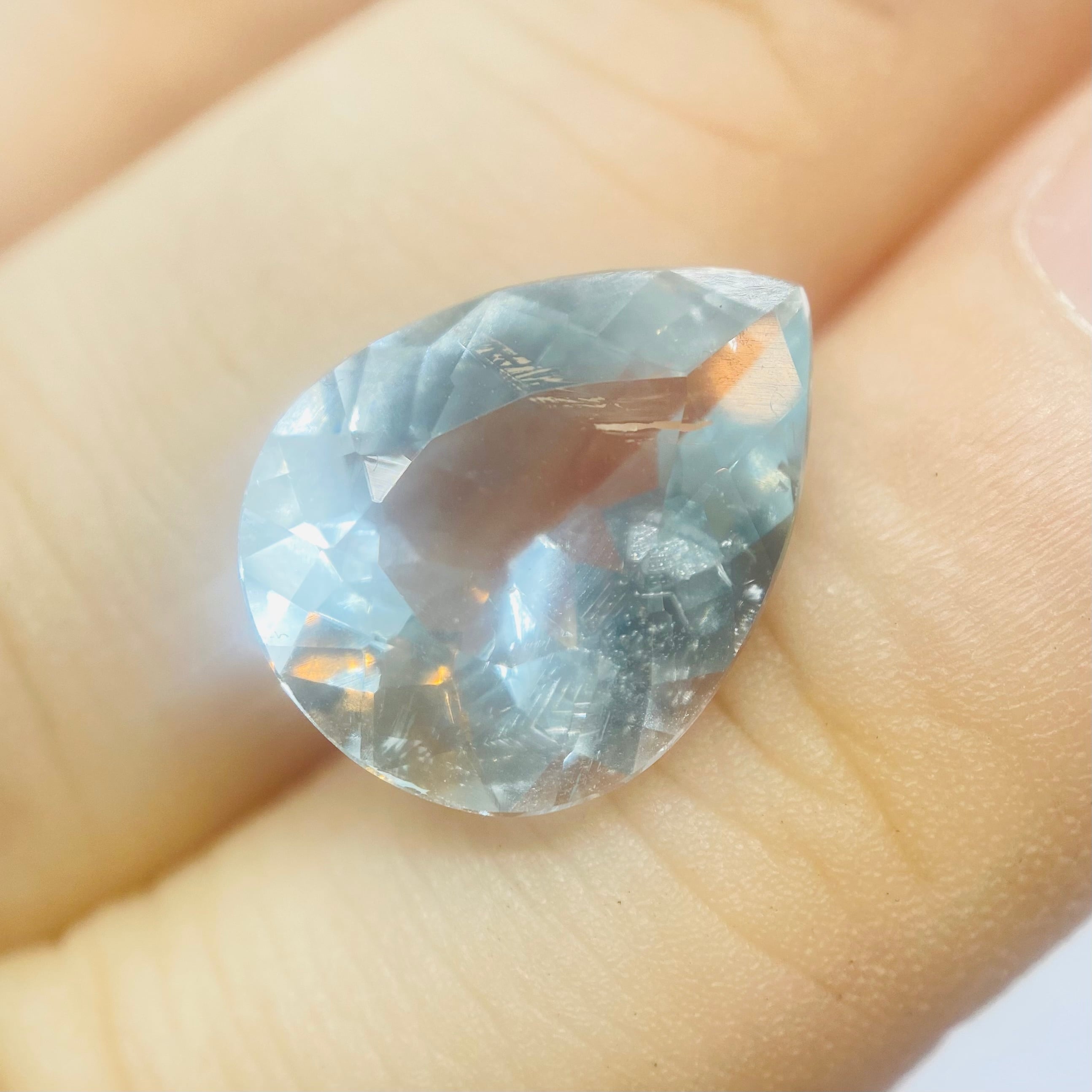 涼やかナチュラルトパーズ