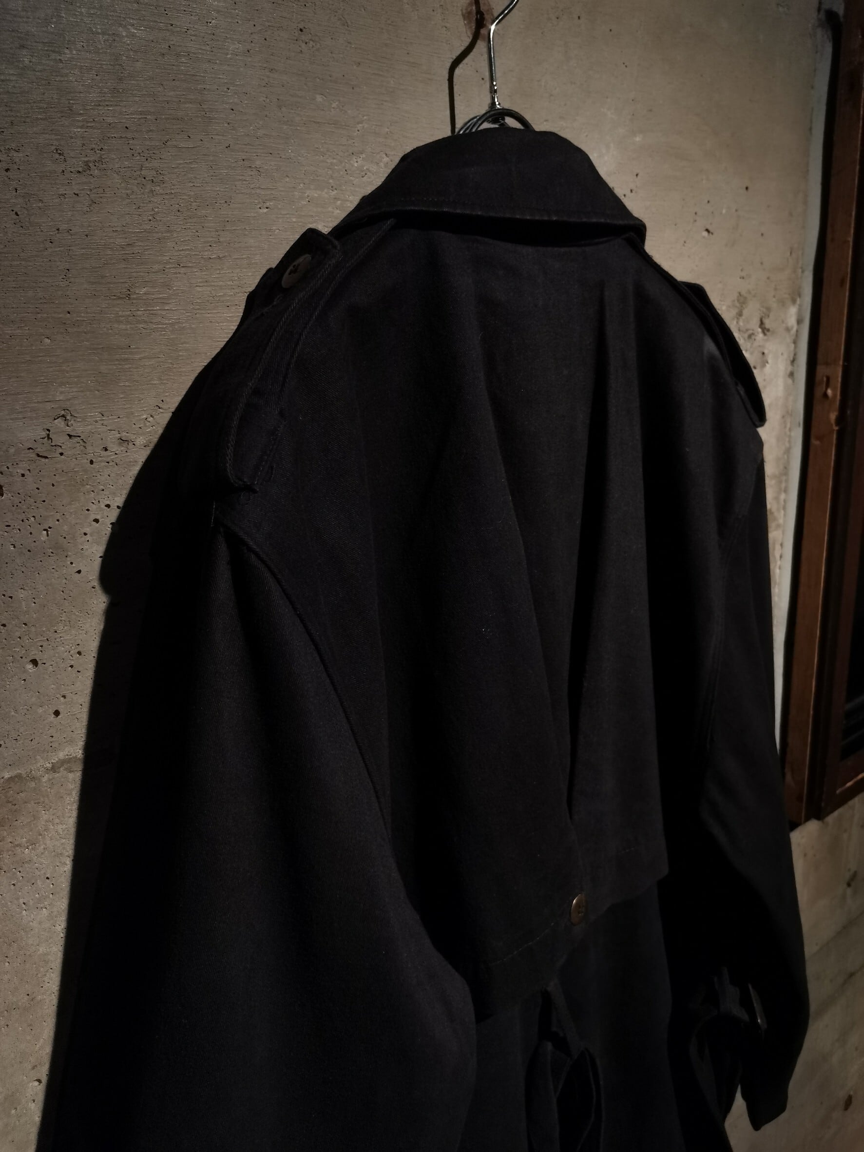 【下北沢Caka】ヴィンテージ　レザートレンチコート　ブラック 下北沢Caka】ヴィンテージレザートレンチコートブラック