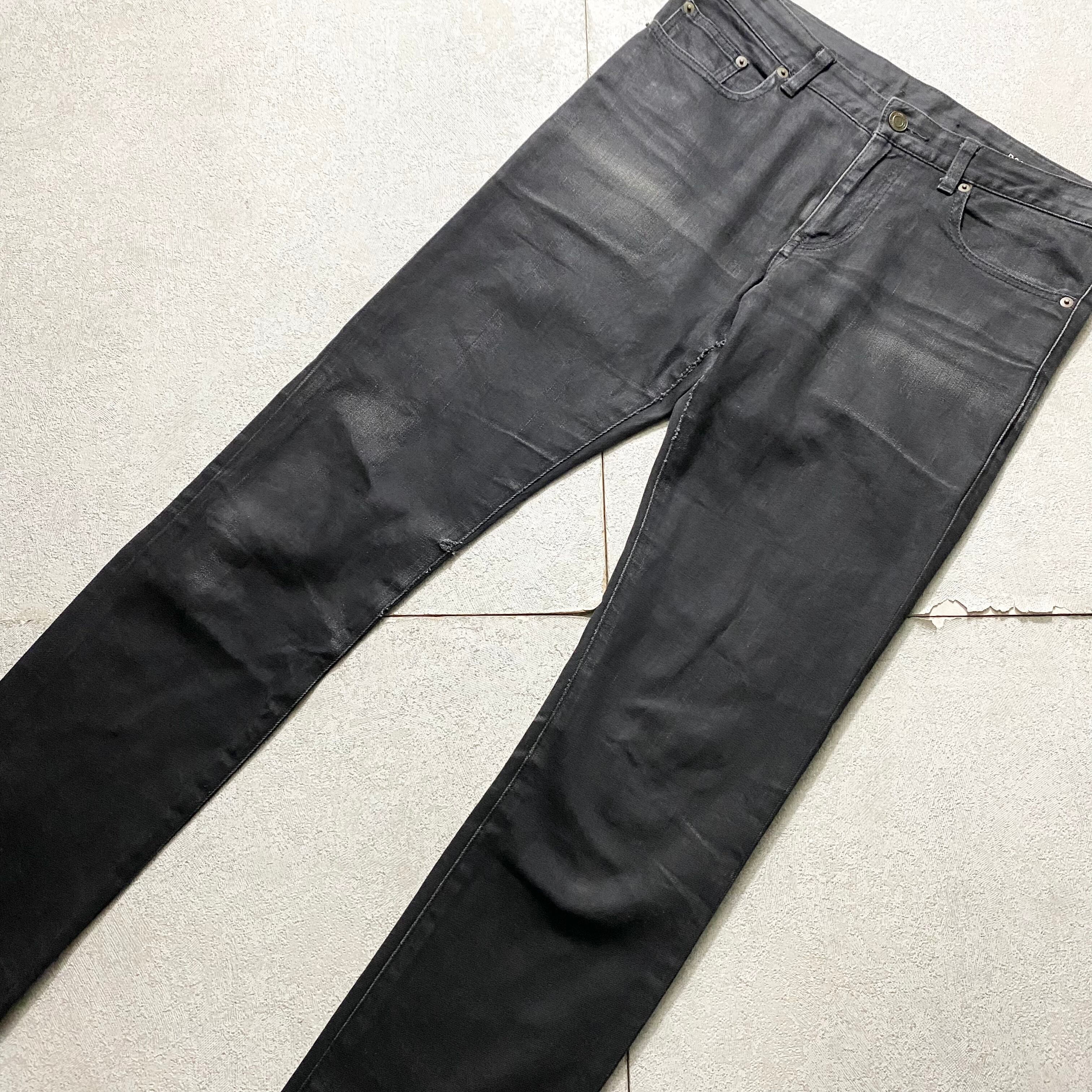 SAINT LAURENT PARIS black denim skinny pants designed by Hedi  