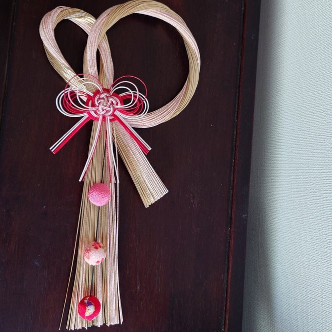 【早期早割り】ピンクモダン お正月飾り 鶴亀 しめ縄　しめ縄飾り　しめ縄リース　映画テレビ、ハイブランドからオファーが来る東京ミリオンフラワー