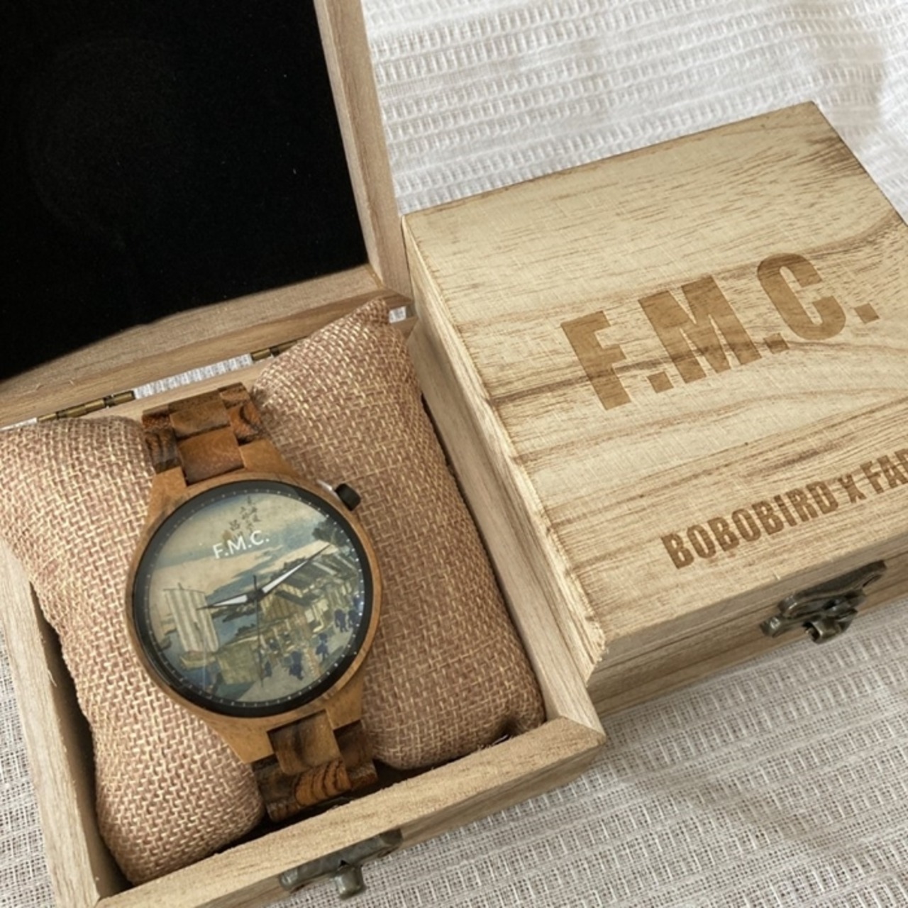 BOBOBIRD × F.M.C. コラボ メンズ木製腕時計 浮世絵シリーズ 歌川広重「東海道五拾三次 品川・日之出」モデル 日本限定 日本製クオーツ 正規保証書付 ギフトBOX入り