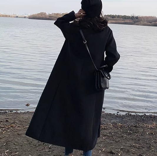 レディース  アウター　ロングコート　新品　襟付き　ブラック　可愛い　オシャレ