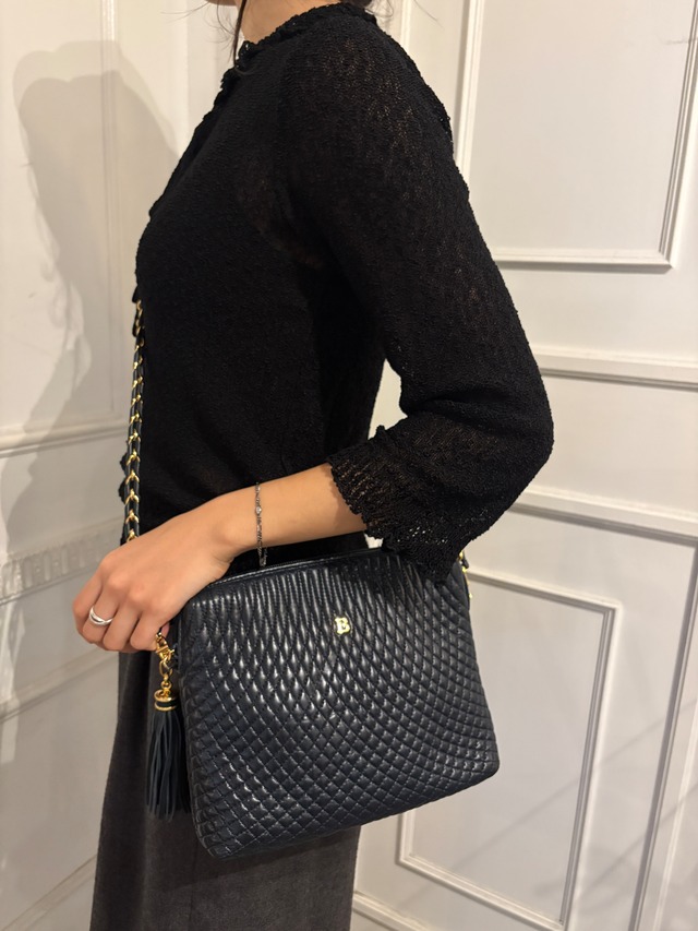 BALLY / vintage navy leather design shoulder bag.