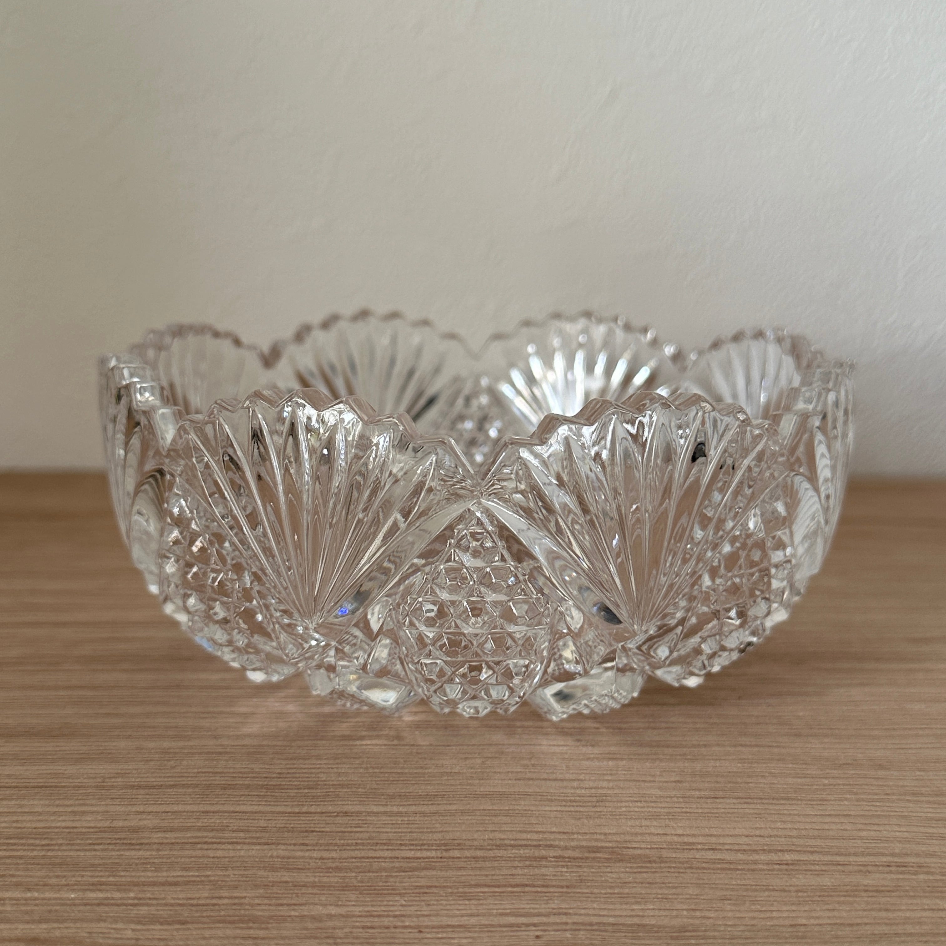 レトロ ガラスボウル 鉢 赤切子 ボウル 大正昭和 直径23cm 高さ10cm