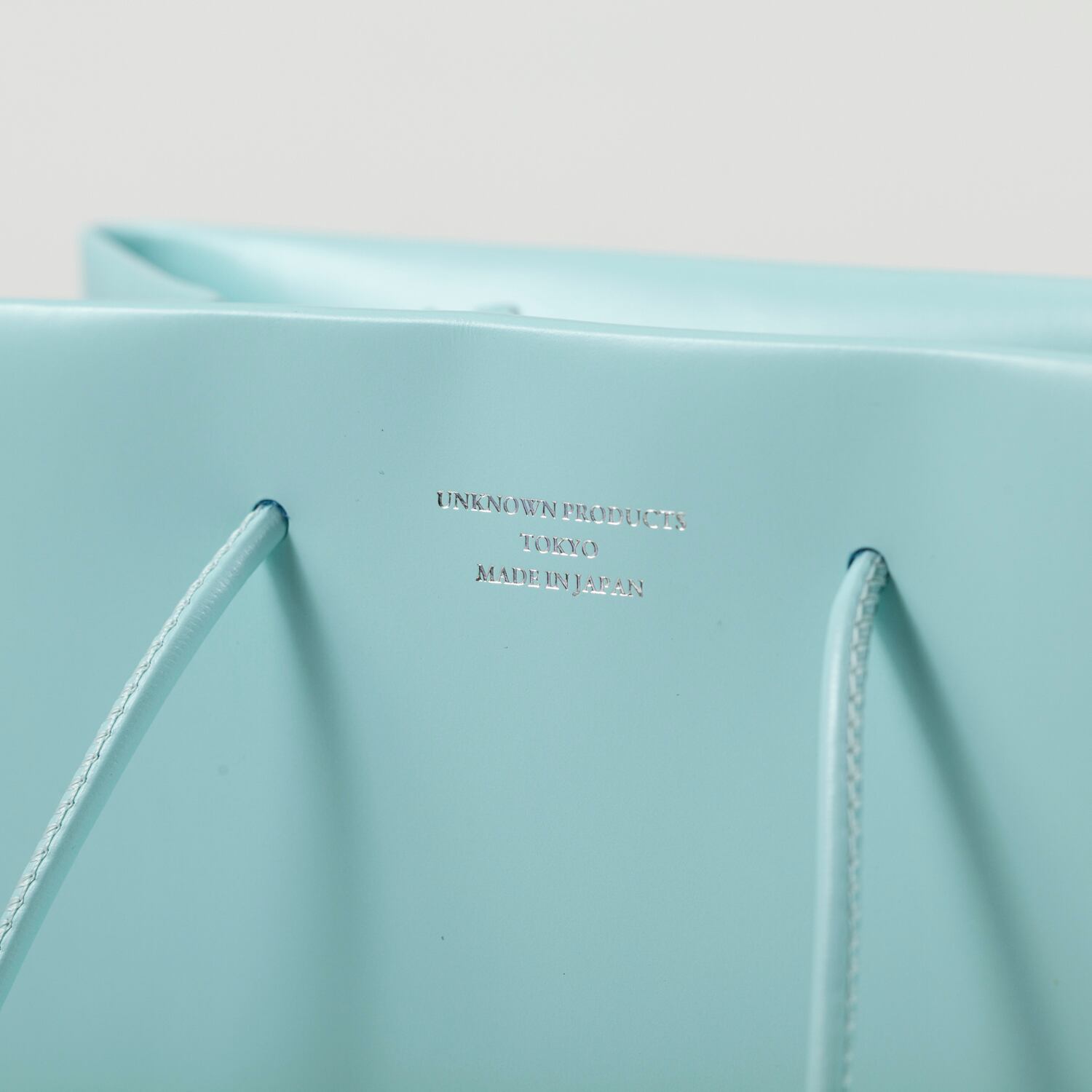 Leather Paper Bag M - Ice Blue | UNKNOWN PRODUCTS（アンノウン