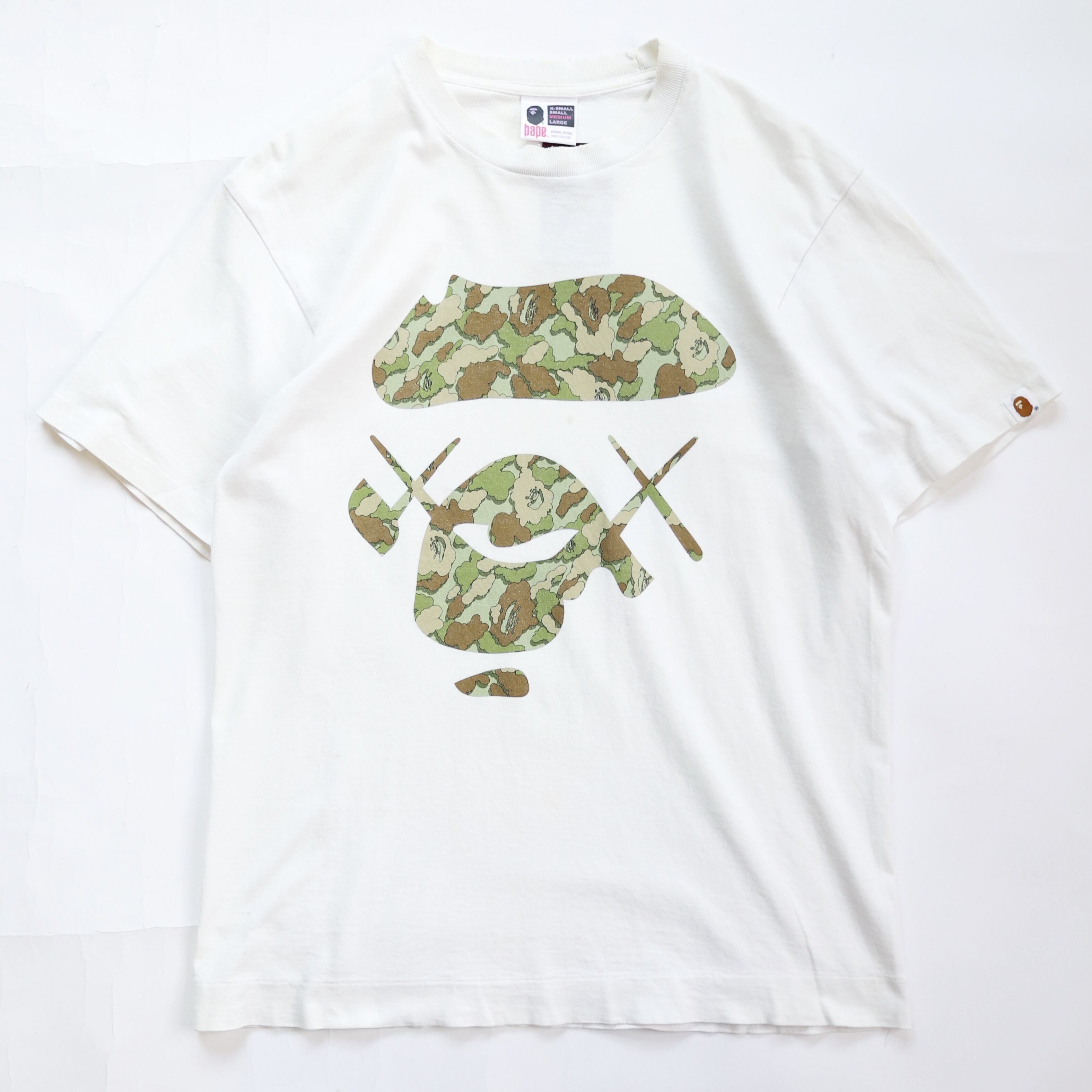 90S A BATHING APE × KAWS COMOUFLAGE TSHIRT