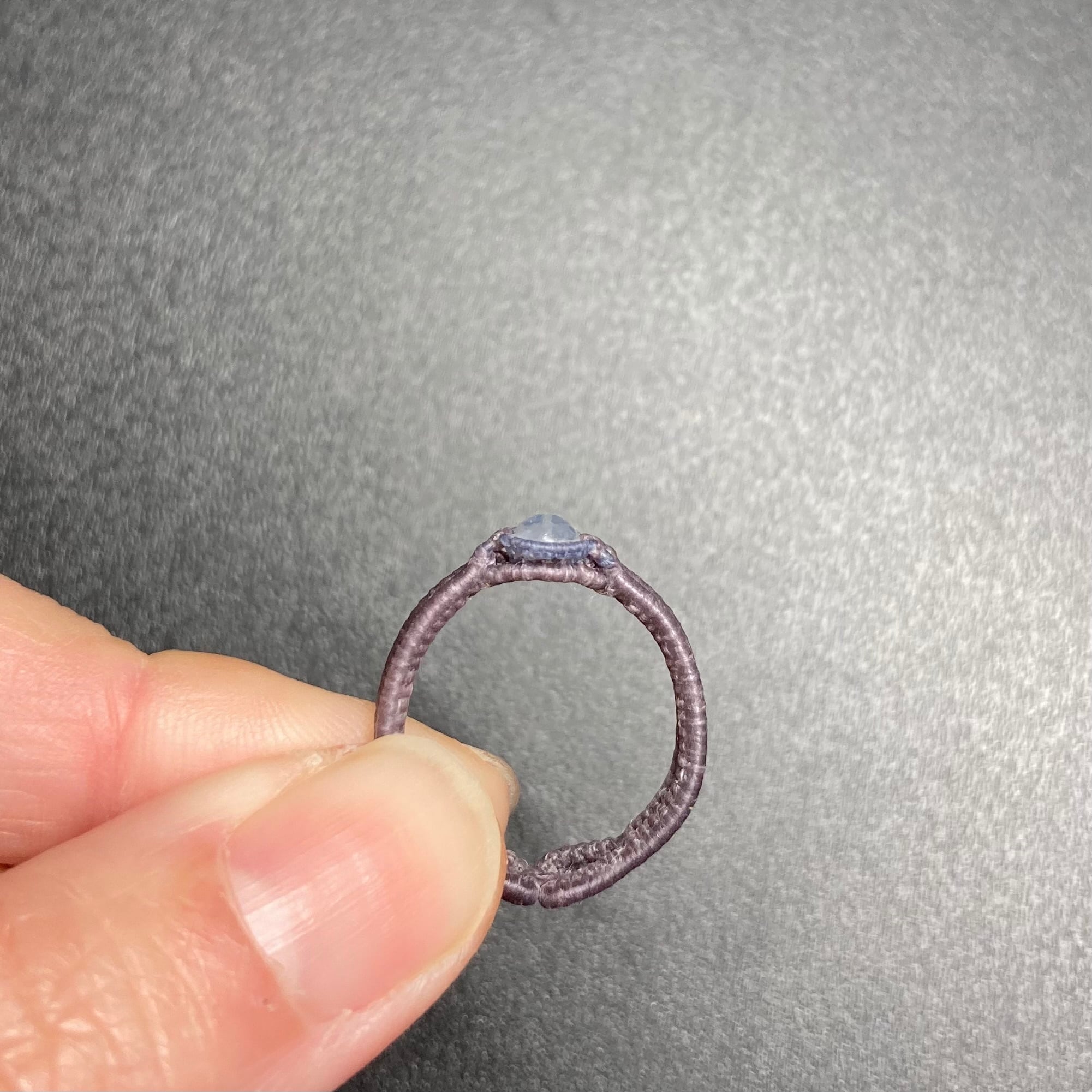 マクラメリング｢omamori-sappari｣レインボームーンストーン | canari