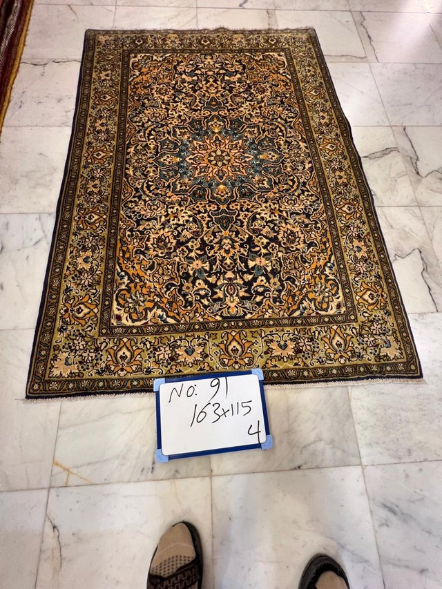 絨毯クエスト66【No.91】Tribal Rug　トライバルラグ  ※現在、こちらの商品はイランに置いてあります。ご希望の方は先ずは在庫のご確認をお願いします。