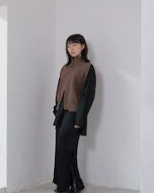 i’m here - Driver’s Knit Vest :Brown|前後スイッチ/ダブルファスナー/立体リンクス