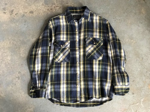 90s Northeast outfitters check shirt