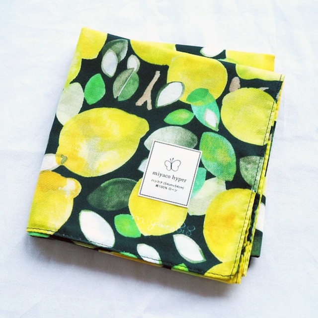 スカーフにもなる水彩画ハンカチ「Lemon」