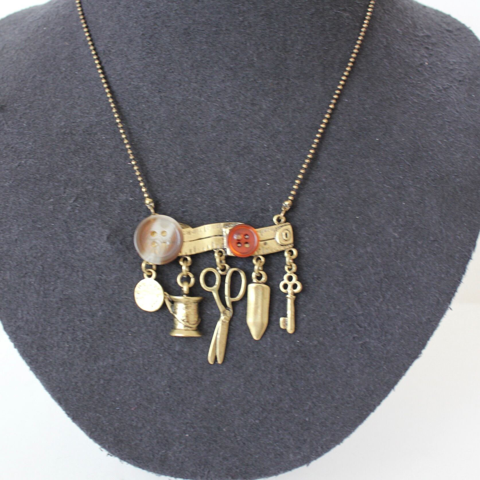 ITALY 洋裁モチーフネックレス:LAT-9007 ¥4,500+tax | アトリエ78