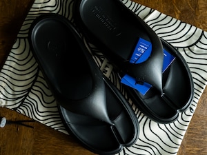 PAES NEW FLIP FLOP B サンダル