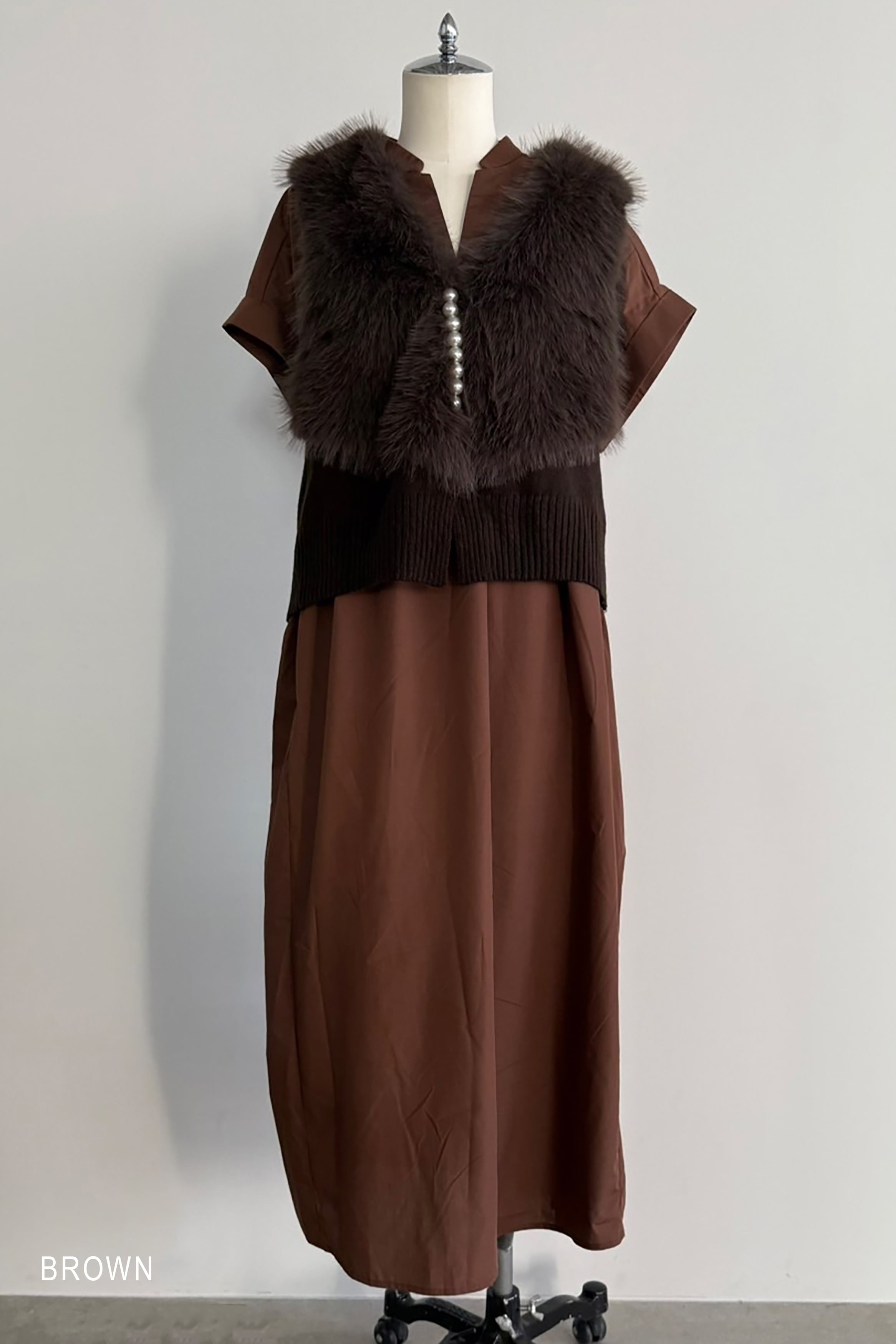 パール釦ショートファーベスト 70052-5101 | GALENA