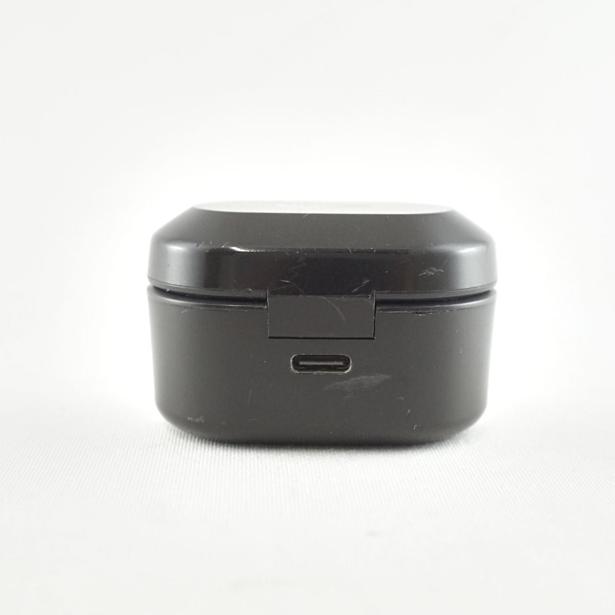 新品 AirPods Pro MWP22J/A 充電ケース(充電器)のみ