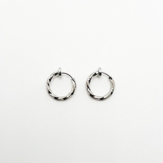 ミニオーバルイヤリング