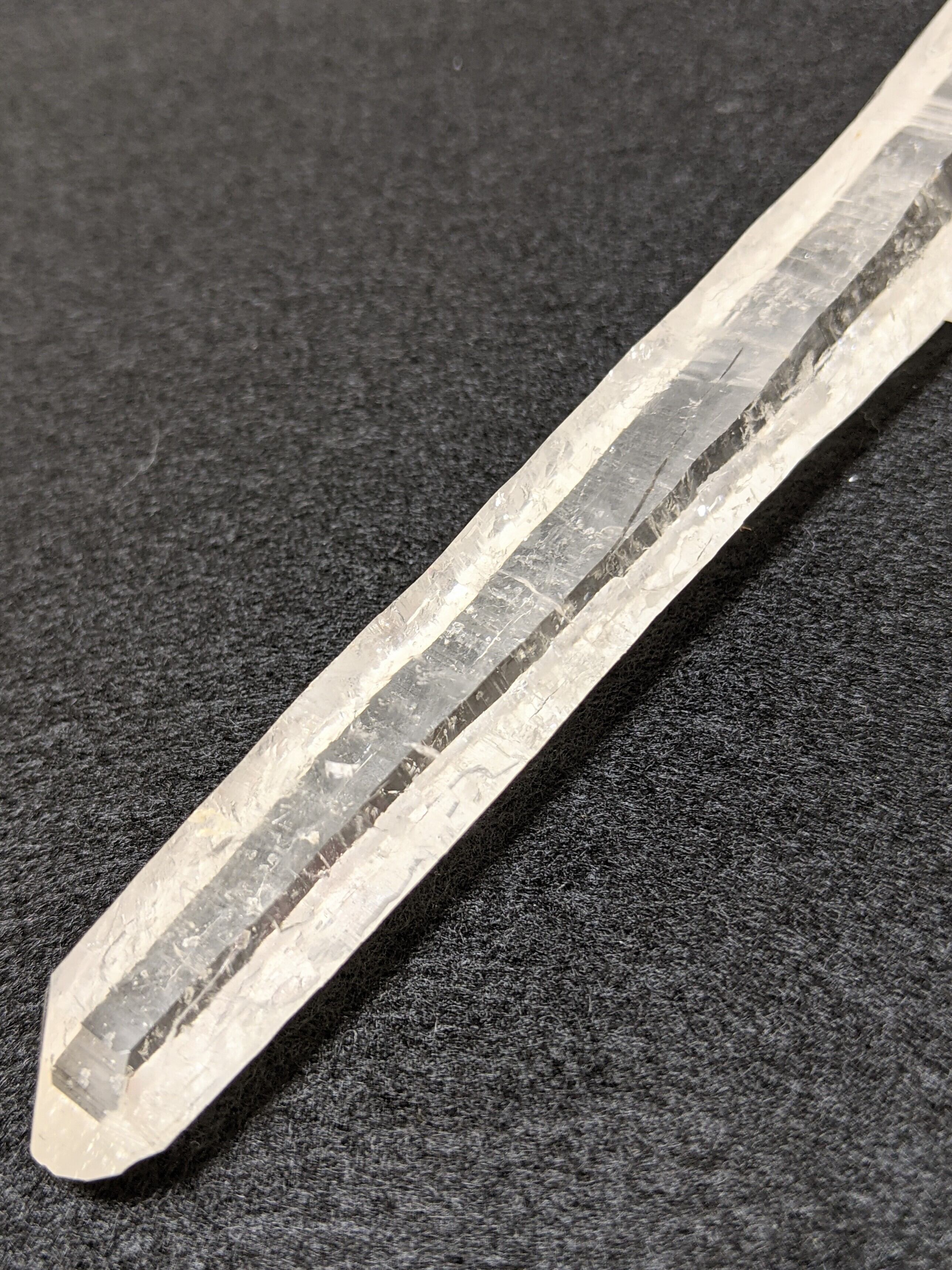 レーザーワンドクリスタル Wポイント 19.3cm 123g | Stone Kingdom