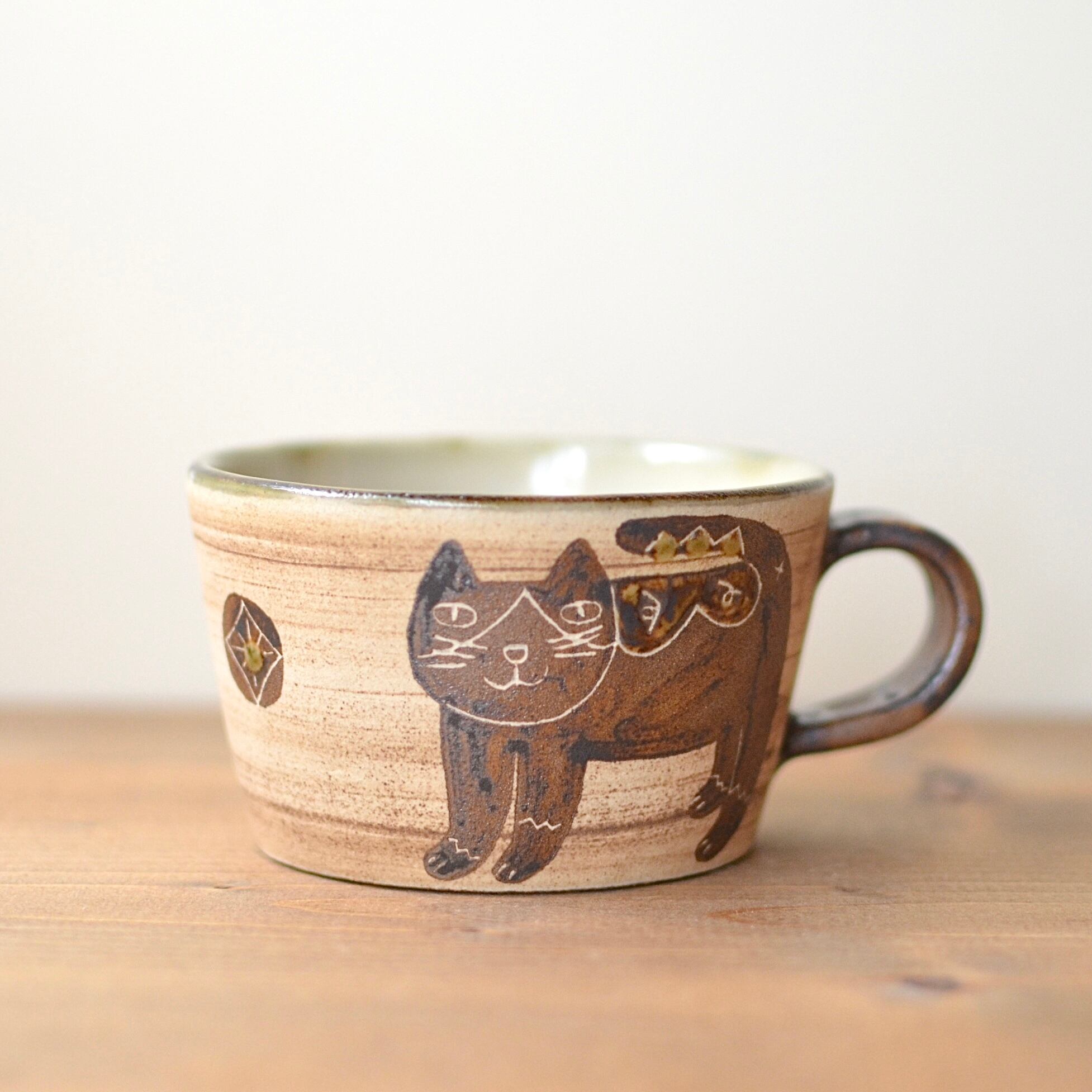 小3・ハチワレネコのマグカップ