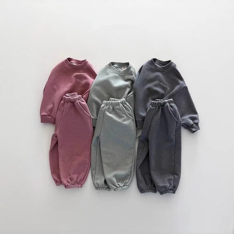 【BABY&KID】英字柄スポーツセットアップ