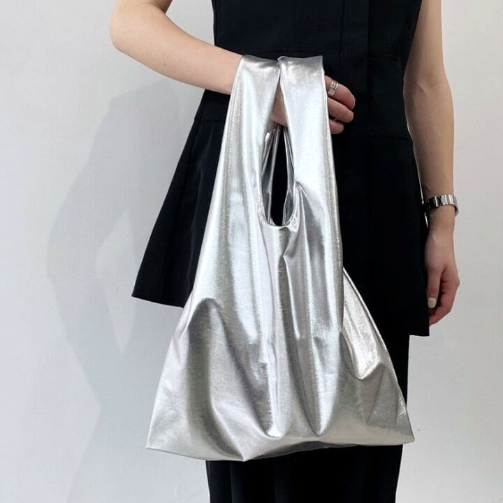 metallicsilvertotebag