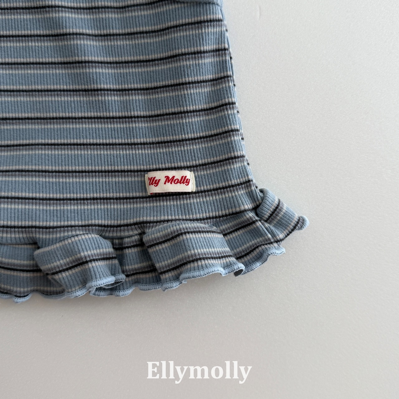 【取寄/韓国直送】Elly molly シャドーフリルタンクトップ｜秋服｜韓国子供服｜26/AT