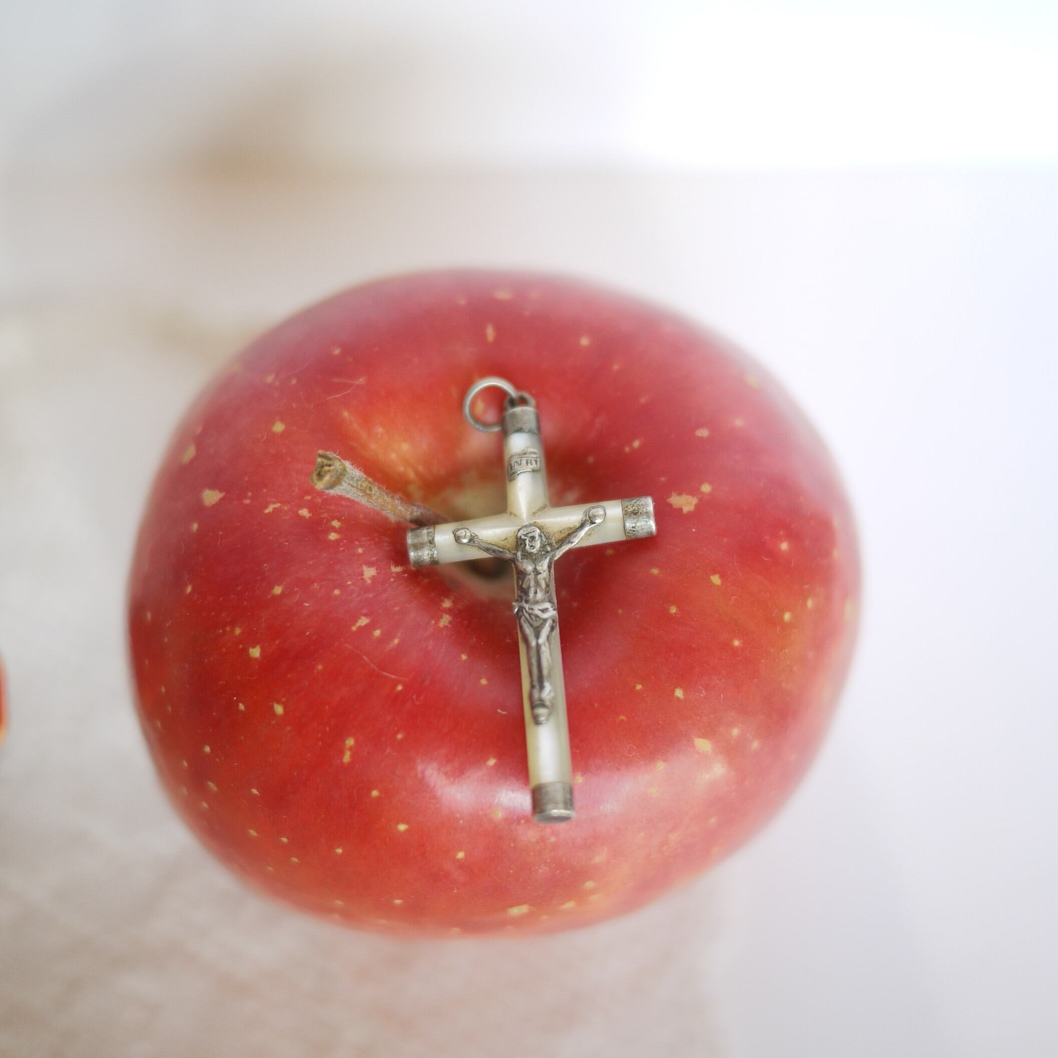 マザーオブパールクロス 十字架とイエス像 ドイツアンティーク