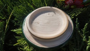 ペトリキウカ塗りのジュエリーボックス（ティモシェンコ作）ウクライナ製