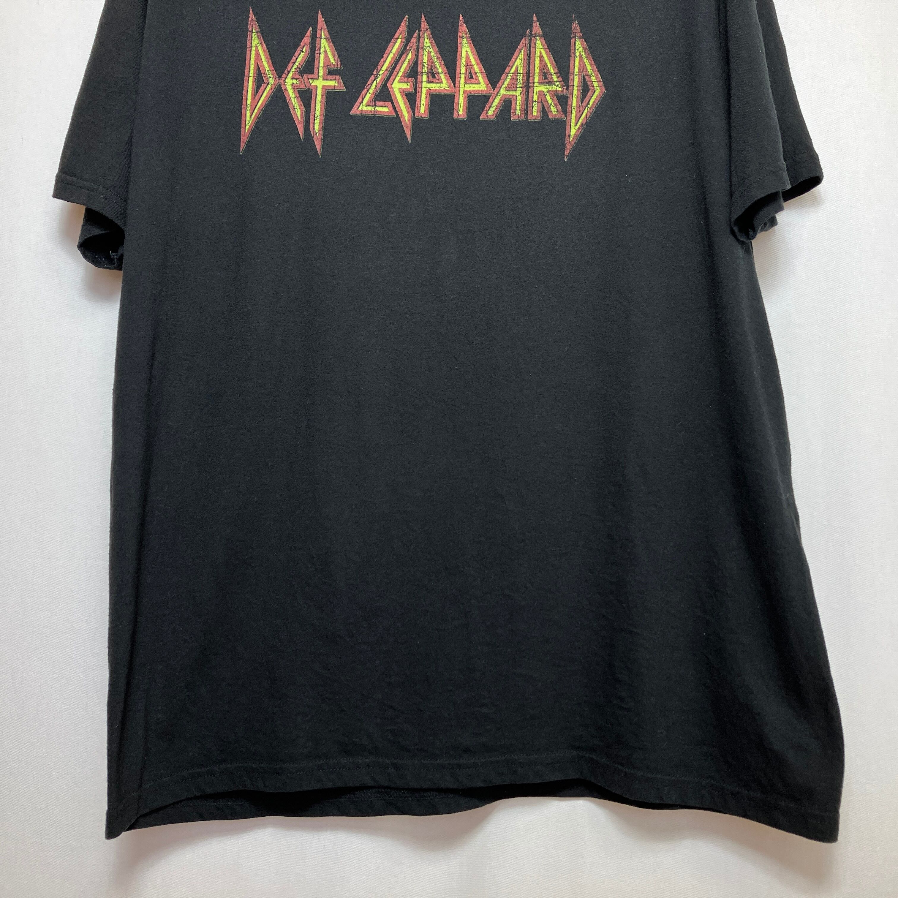 Def Leppard グラフィックTシャツ Mサイズ ブラックメイドインUSA Def Leppard グラフィックTシャツ Mサイズ ブラックメイドインUSA