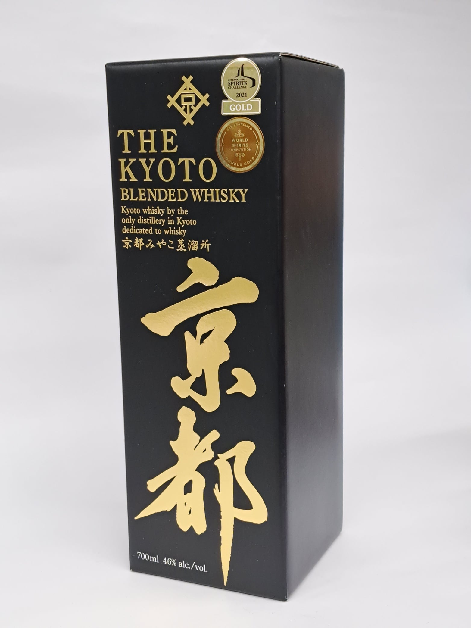 黒帯 京都ウイスキー西陣織ラベル 箱入り 700ml | 京の地酒を集めた