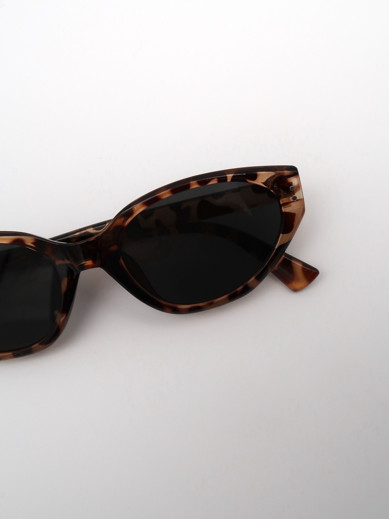 Glasses020  Liquid Cat (brown)