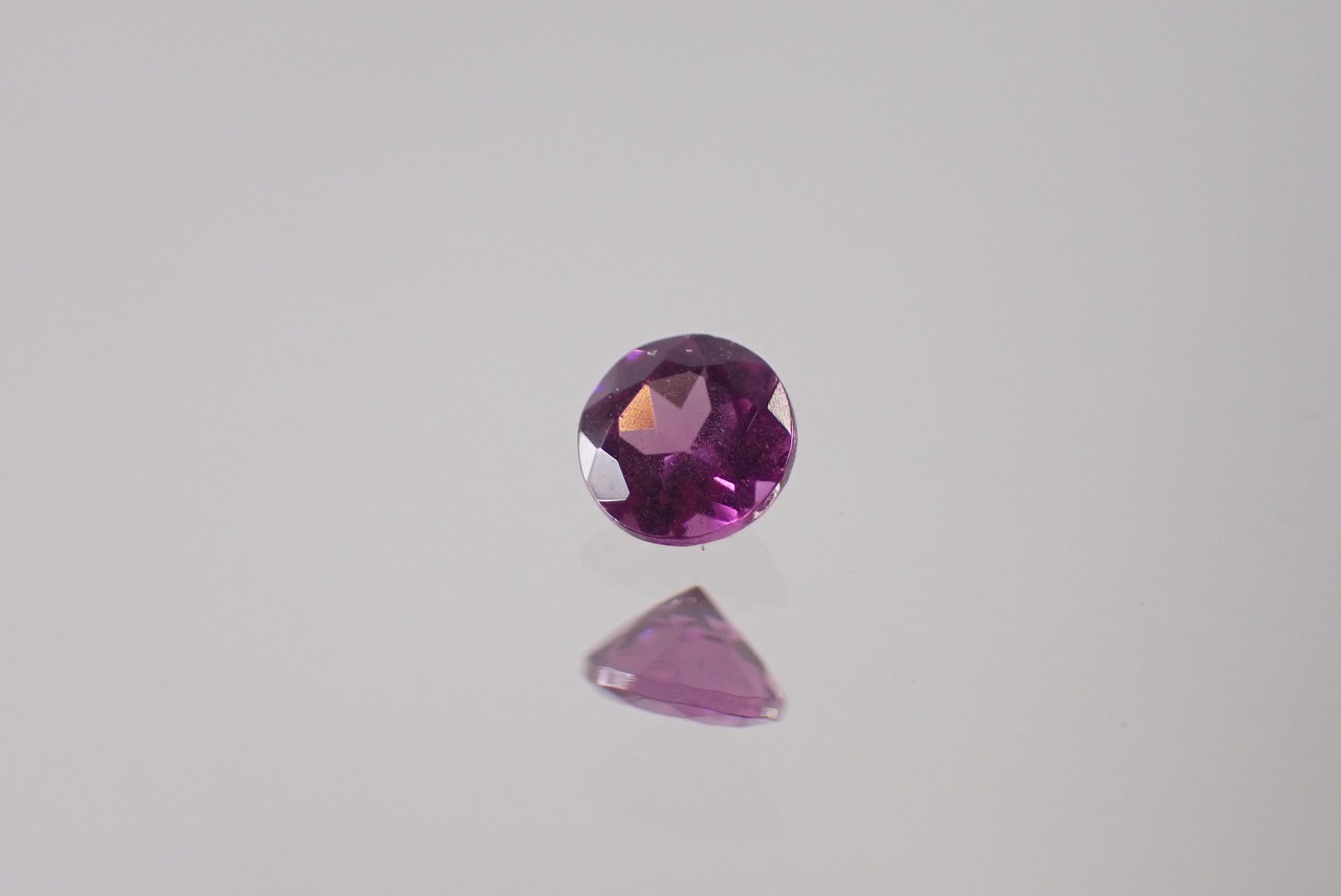 ロードライトガーネット　0.32ct　[C7‐724]