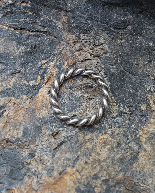 VINTAGE 925 SILVER RING