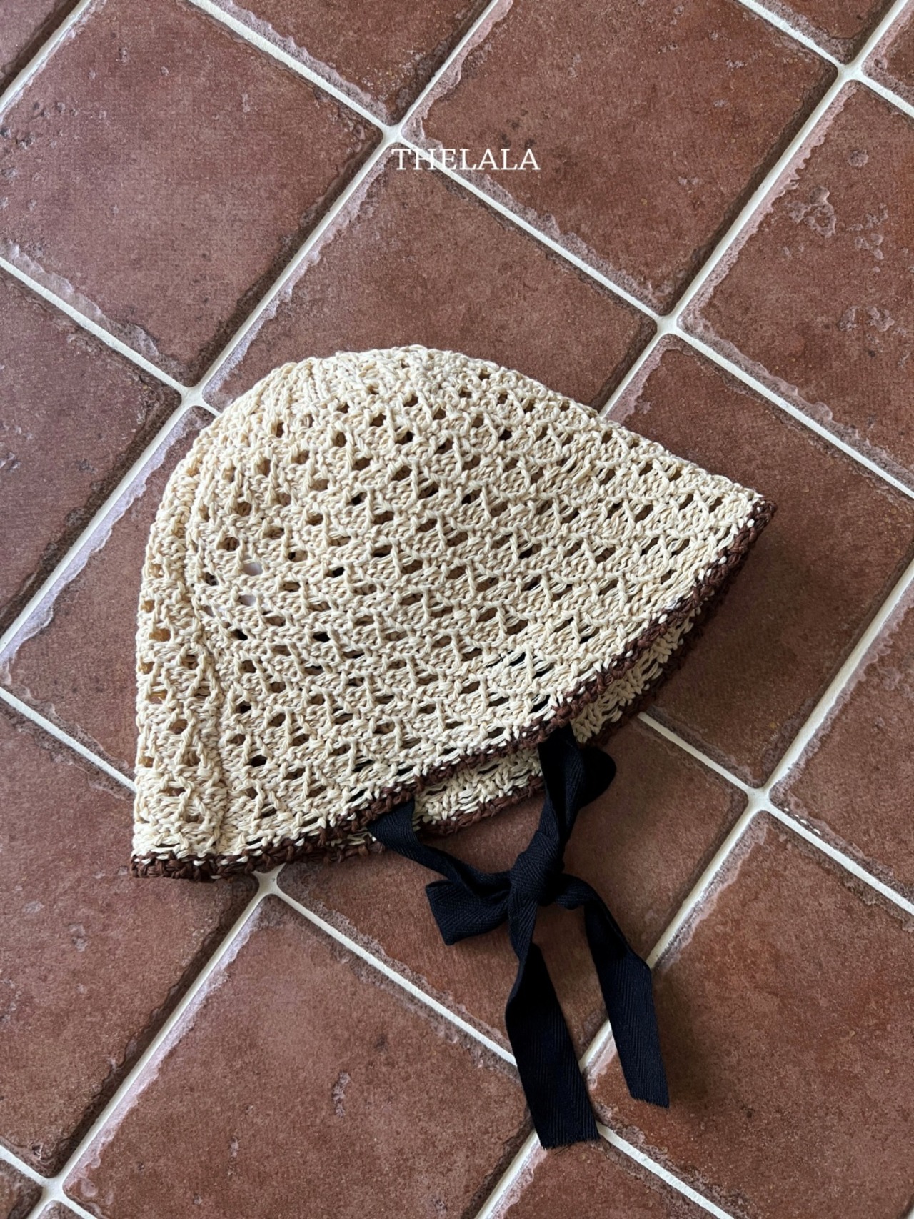 [THELALA] Line strap Bonnet / [더랄라] 라인끈보넷
