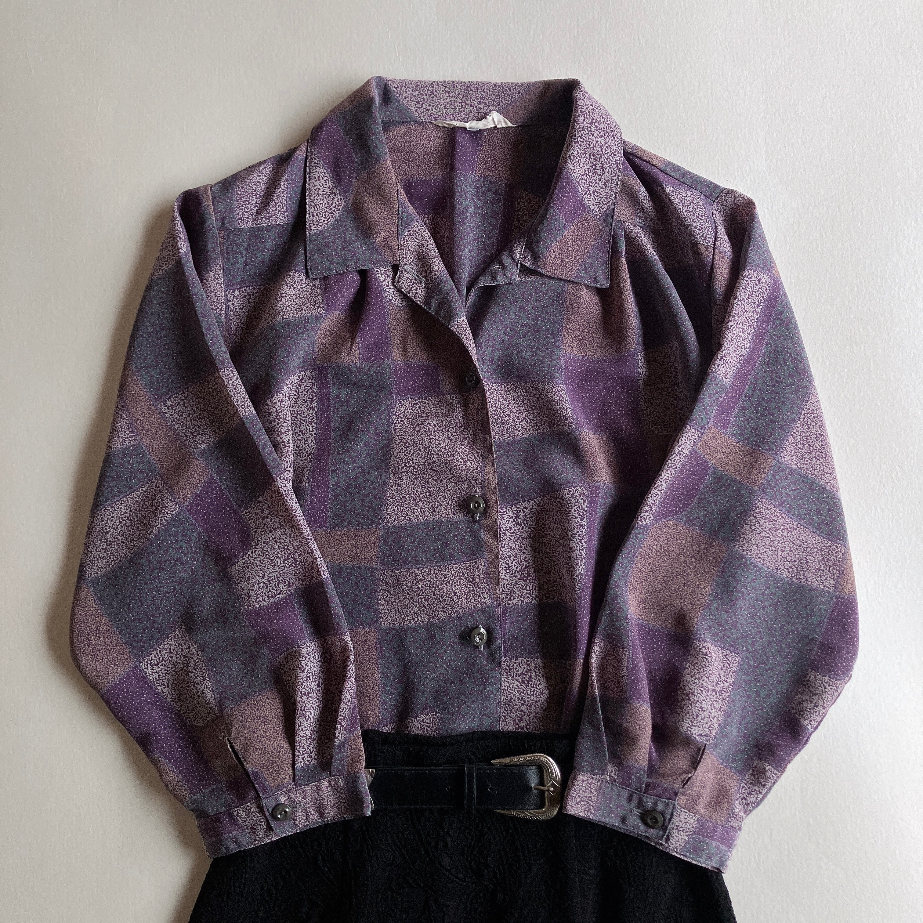 used レトロモダン総柄 モヘア混ブラウス 古着 ヴィンテージ vintage ブラウス | 古着屋mojo