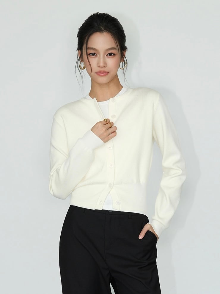 ベーシッククルーネックカーディガン