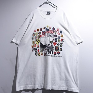 90s White Multiple Emblem Soldier Print Design T-Shirt