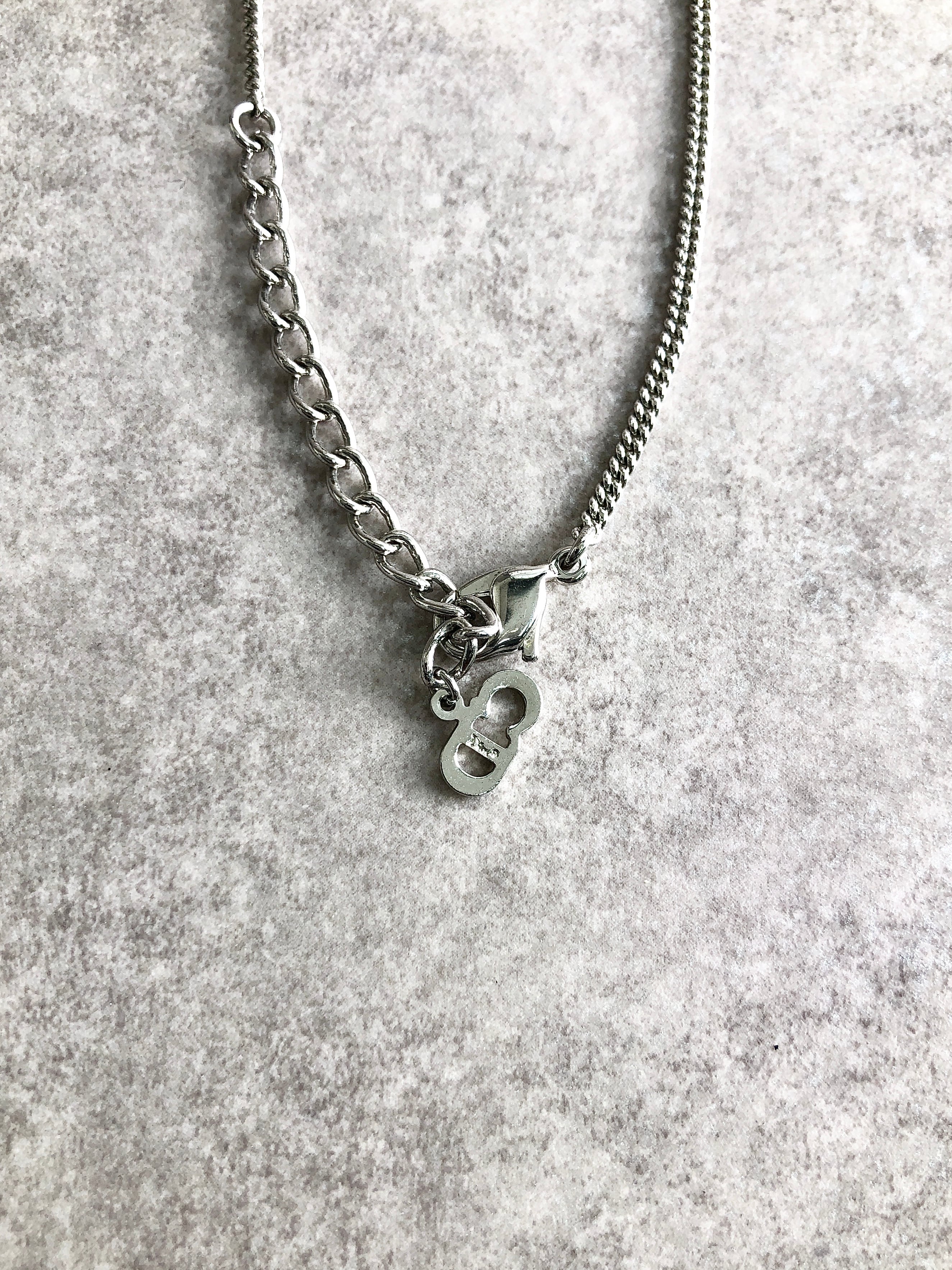 Christian Dior クリスチャン ディオール ネックレス シルバー ロゴ