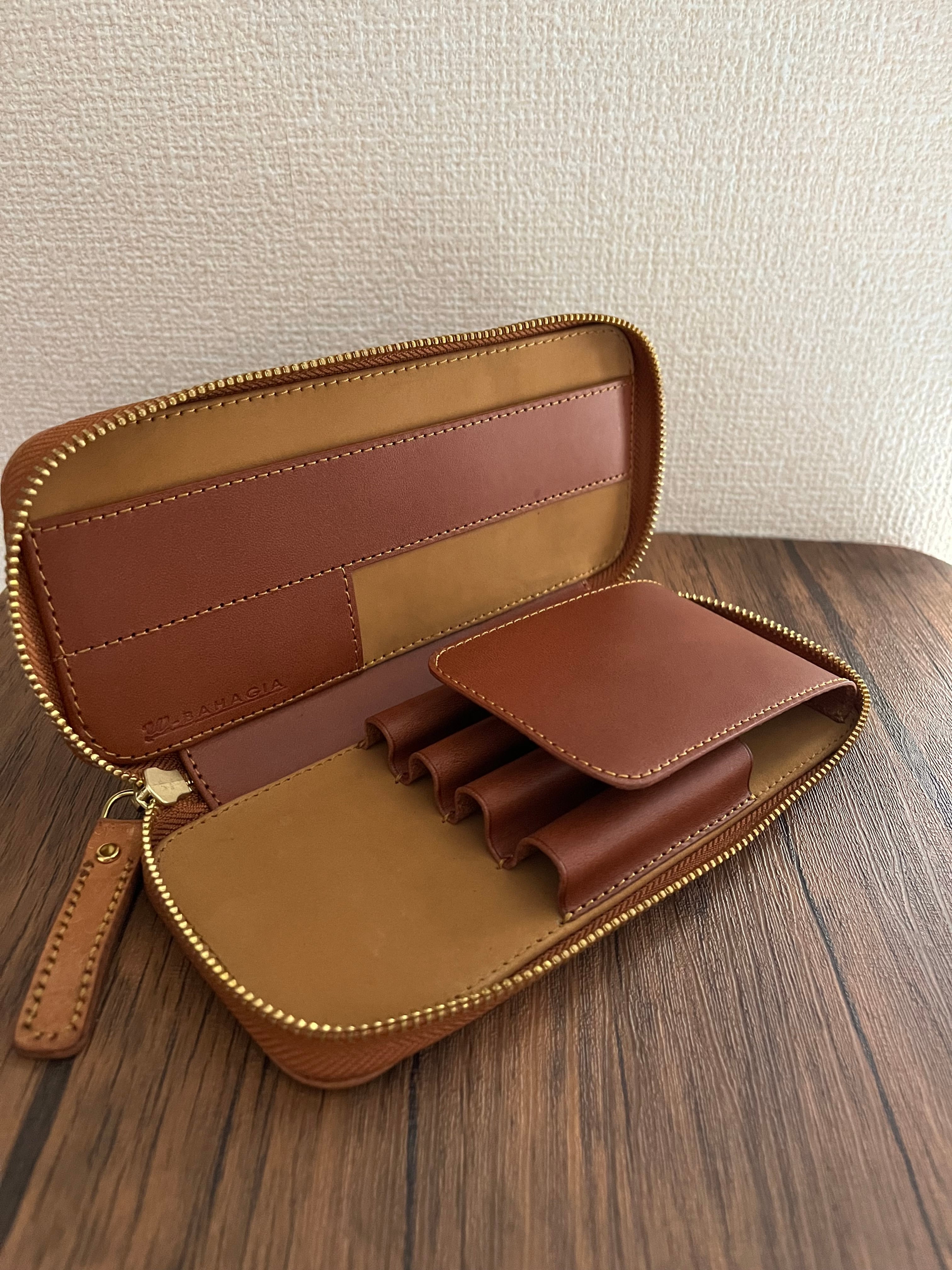 バハギア ペンケース ラウンドジップ型 プエブロ サビア | Bahagia & Craft