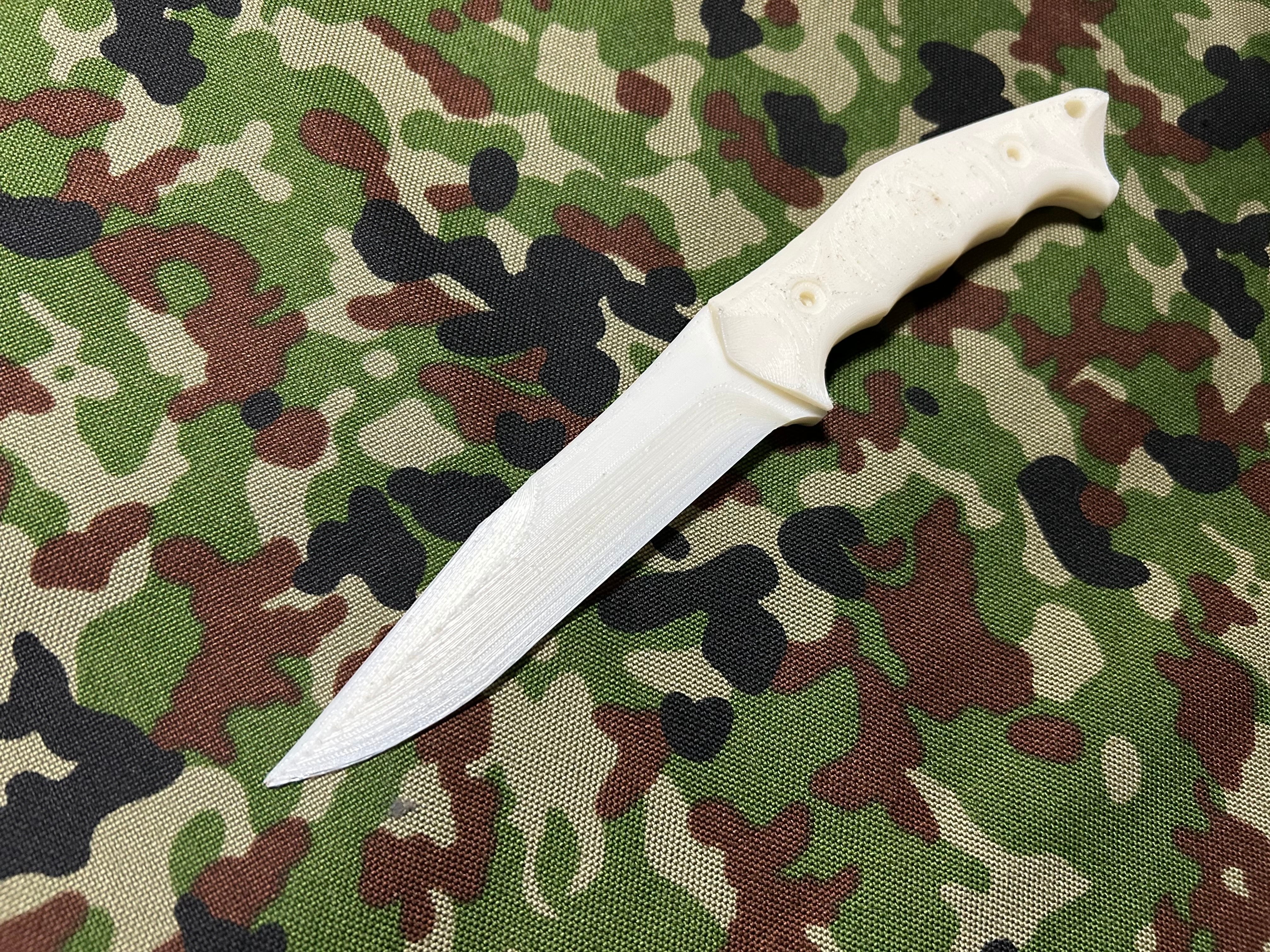 makkariknives