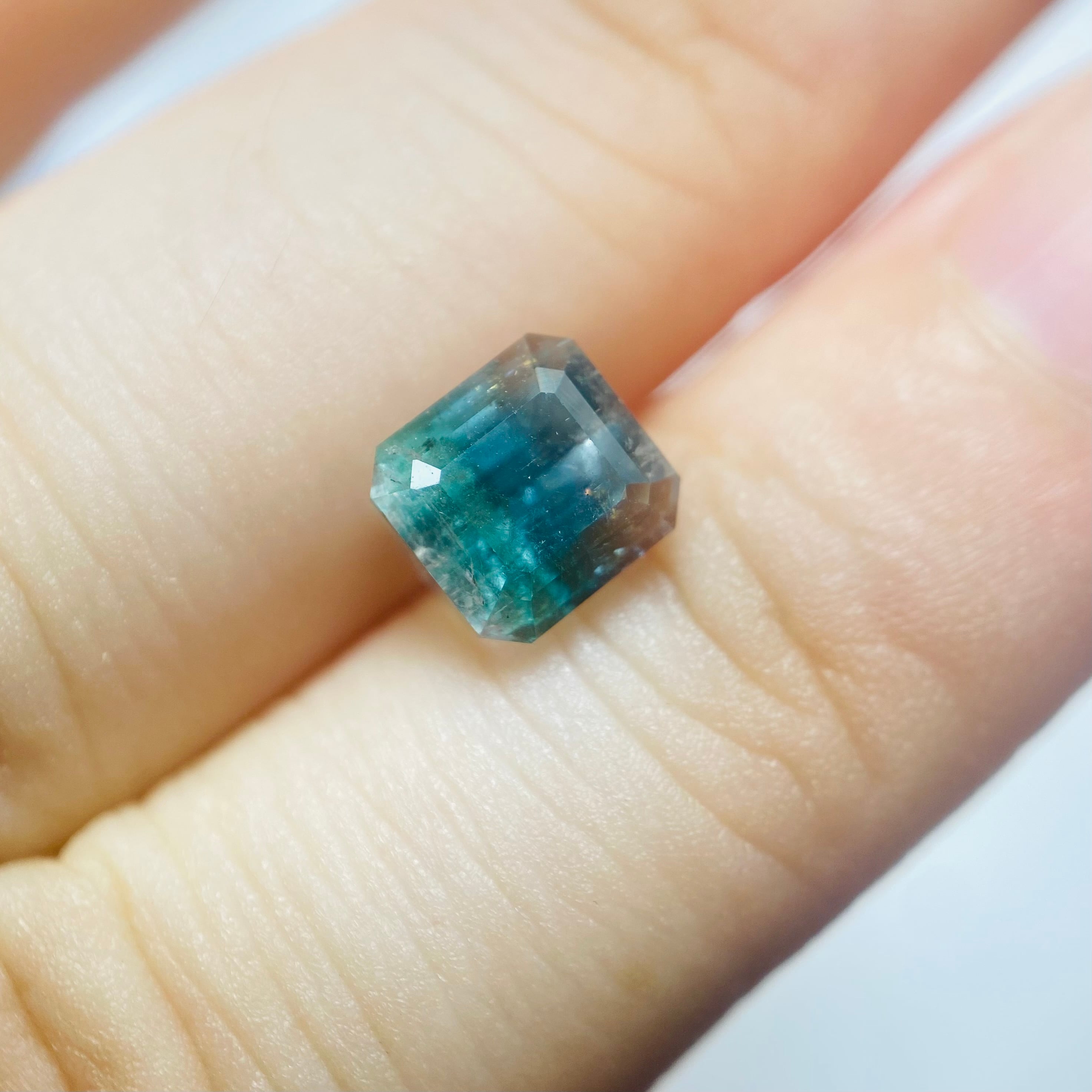 爽やかすぎるパーティーカラートルマリン