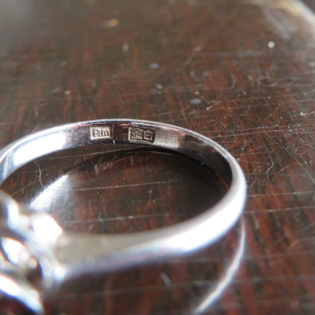 昭和レトロ　 捻り梅　ダイヤモンド　リング ヴィンテージ プラチナ捻り梅ダイヤモンドリング | bonbidou22