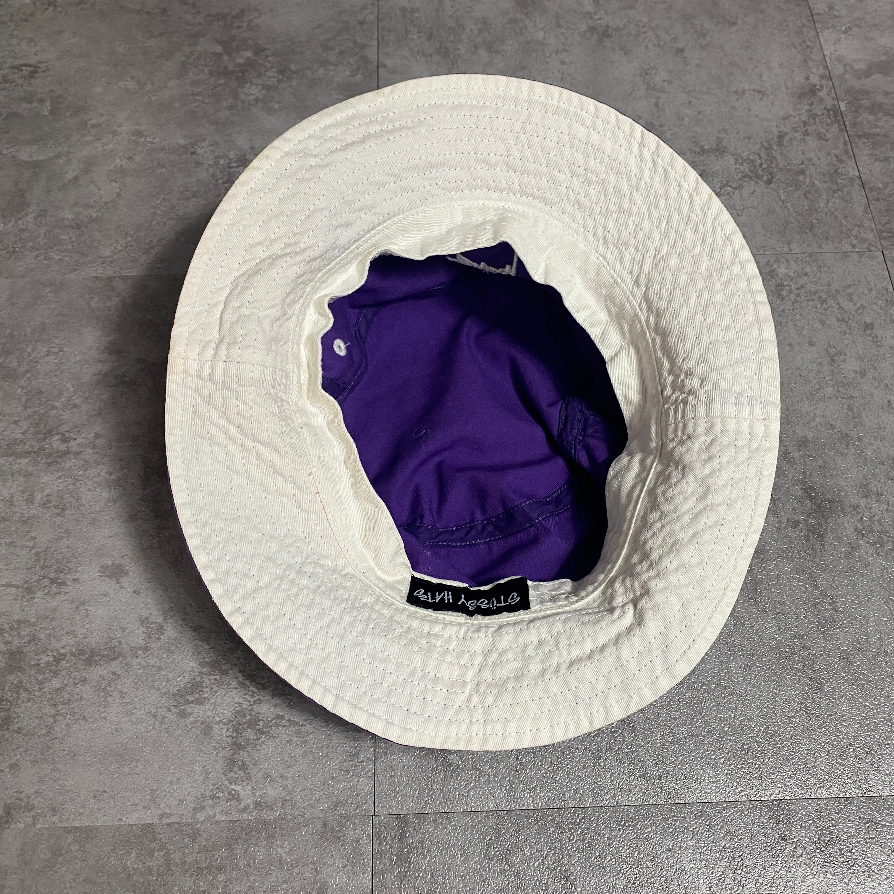 stussy ステューシー 刺繍ストックロゴ パープル バケットハット stussy ステューシー 刺繍ストックロゴ パープル バケットハット