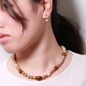 セットアップで気分上がる！数量限定 チョコレート パール ネックレス ＆ 耳物 セット ne1136