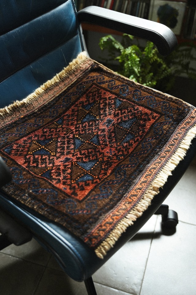 1429-Semi Antique Sistan Baluch rug